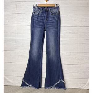 Judy Blue Jeans Womens Size 7/28 Medium Wash Tulip Raw Hem Cotton Blend